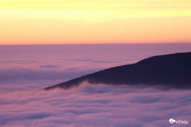 Pécs ködbe burkolva 2