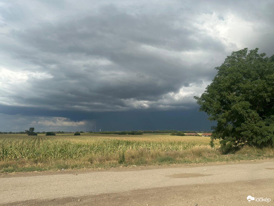 Zivatar Kakucs határában