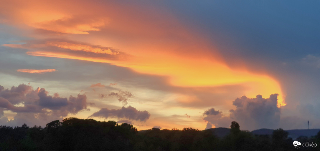 Lángoló felhők❤