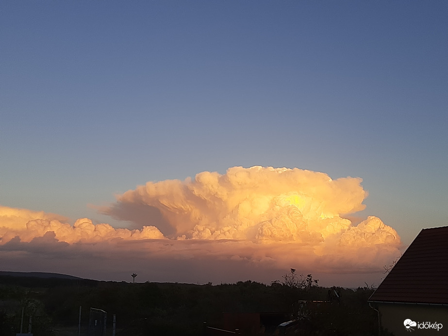 November 6-án, jégeső után fotóztam