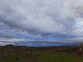 Hidegfront vonult át felettünk