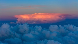 Megvilágított üllőrészlet