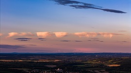 Különleges virga-felhők
