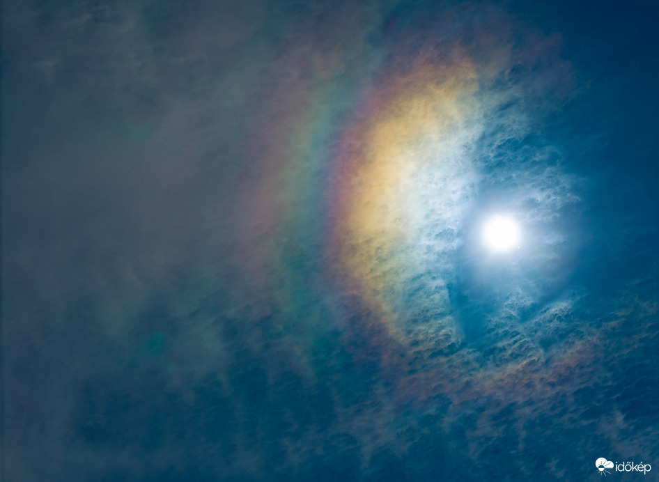 Irizáló felhők varázsa