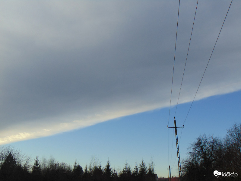 Megszűnt a felhőutánpótlás :)