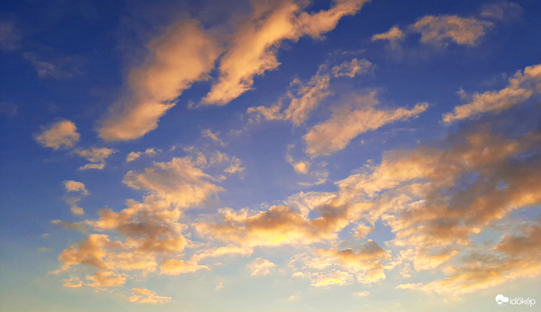 Alkonyati felhők :)