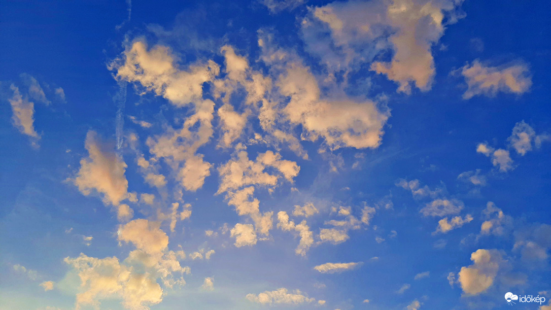 Alkonyati felhők 1. :)