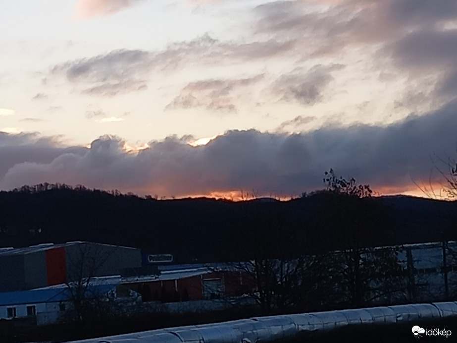 Mai napkelte Esztergomban