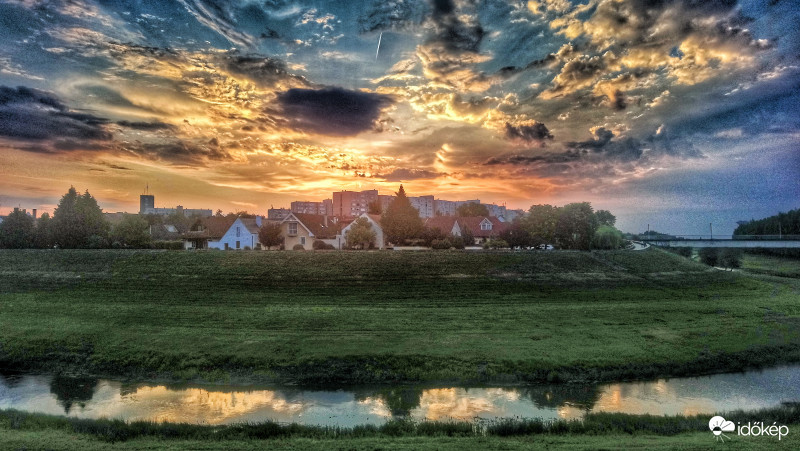 Naplemente Szolnokon 