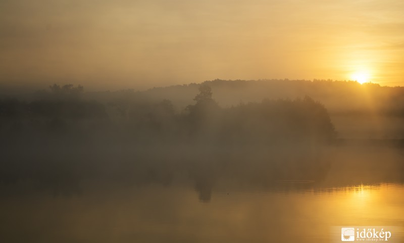 Ködös zselici hajnal