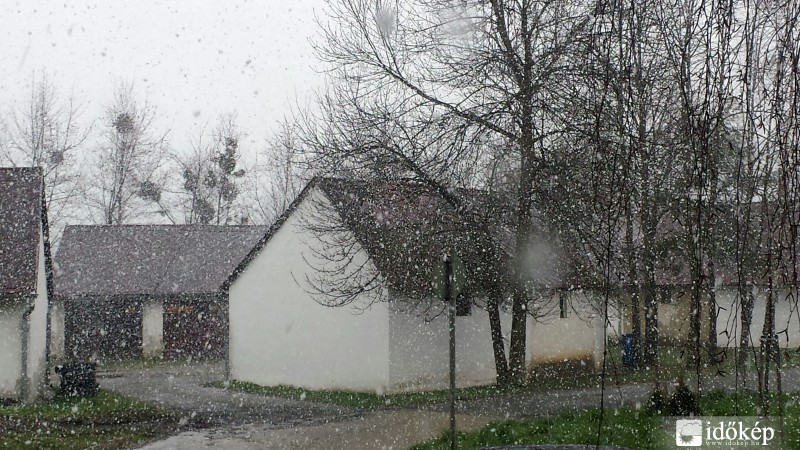 Áprilisi hóömlés Kőszegen 2015.04.01.