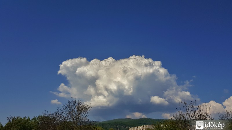 Növekvő gomolyfelhő 2016.05.07. 