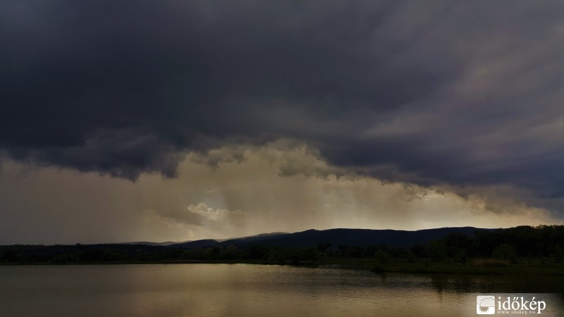 Zivatar a Kőszegi-hegység lábainál 2016.05.26.