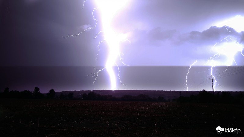 Besült, de a lényeg rajta maradt 2016.07.23.
