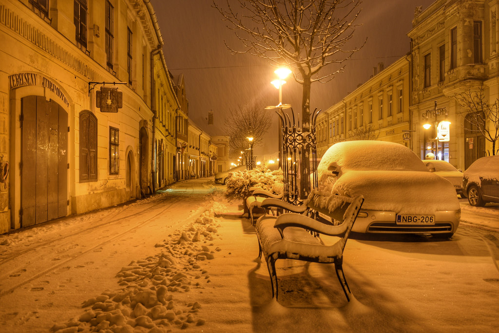 2018.02.20. Kőszeg, reggel 5:30 hóvastagság áltagosan 10 cm
