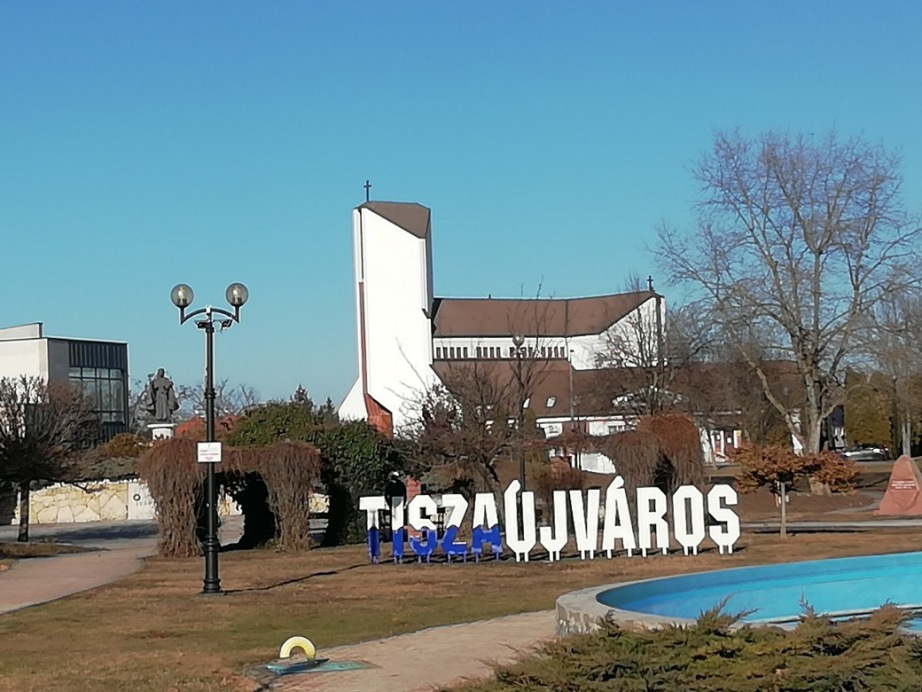 Tiszaújváros