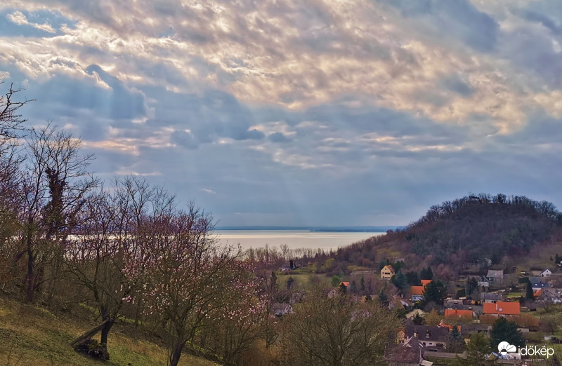 Szigligeten ma.