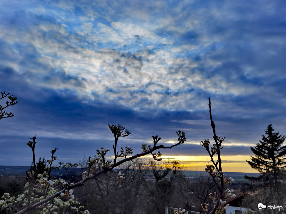 Tegnapi napkelte Kőszeg 