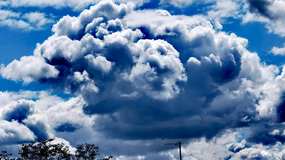 Gimolyos felhővarázs 