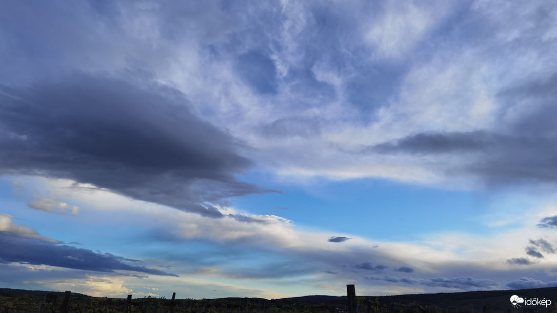 A mai mozgalmas naplemente Bozsoknál 