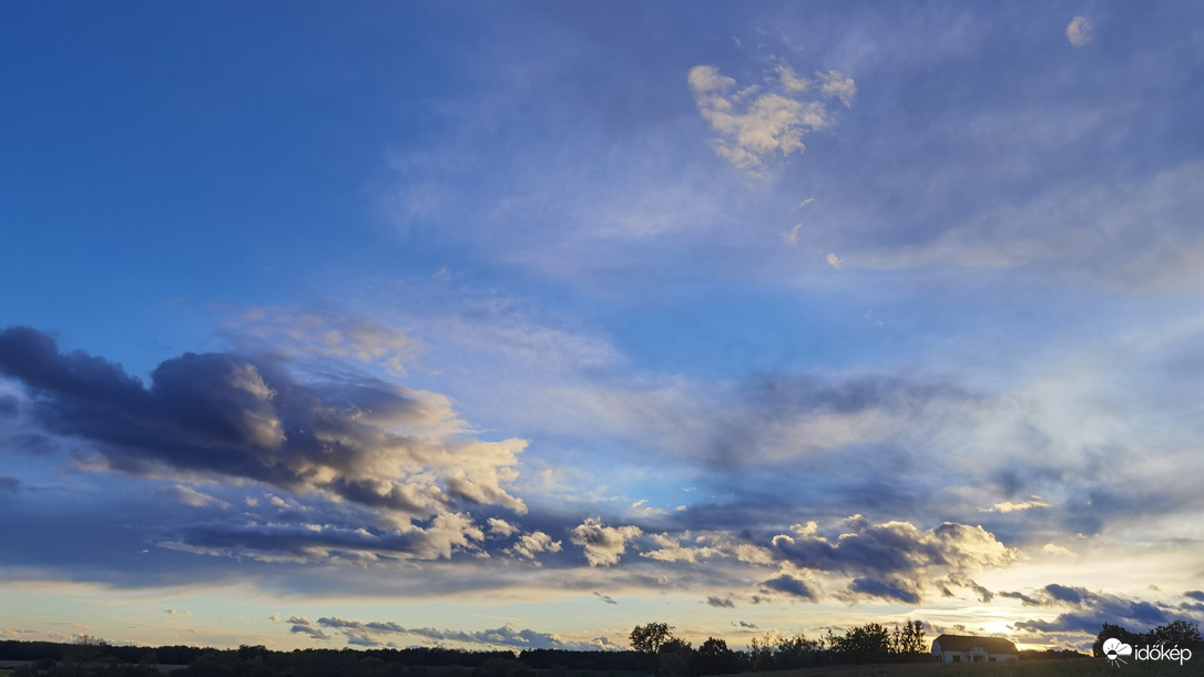 A mai mozgalmas naplemente Bozsoknál 