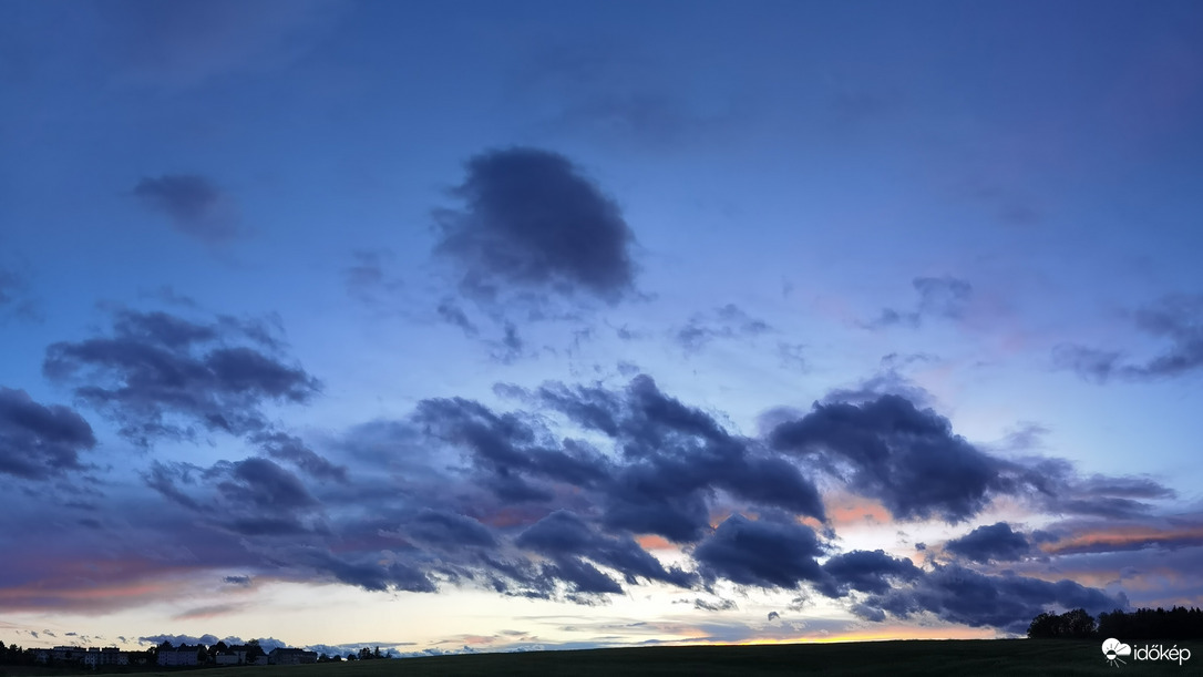 A mai nozgalmas naplemente Bozsoknál 