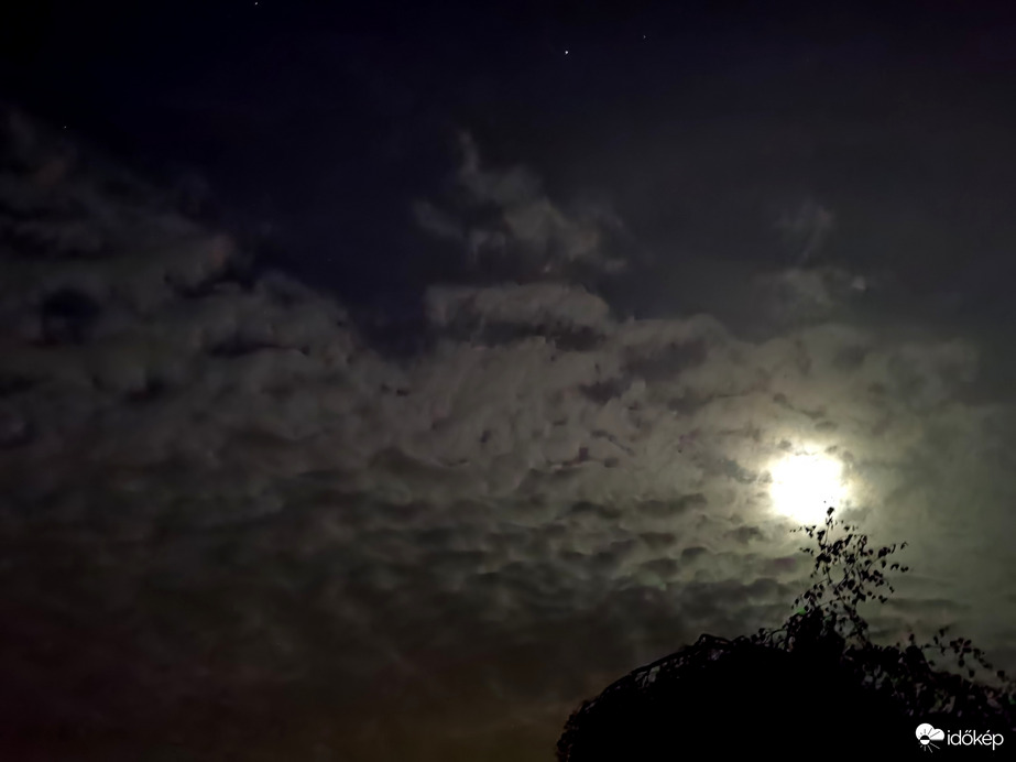 Esti égkép Kőszegen 