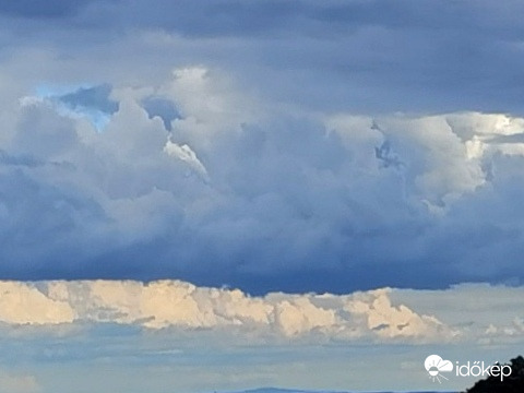 Mai felhővarázs 