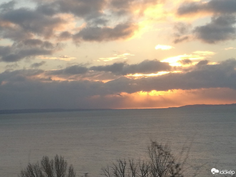 Balatonakarattya