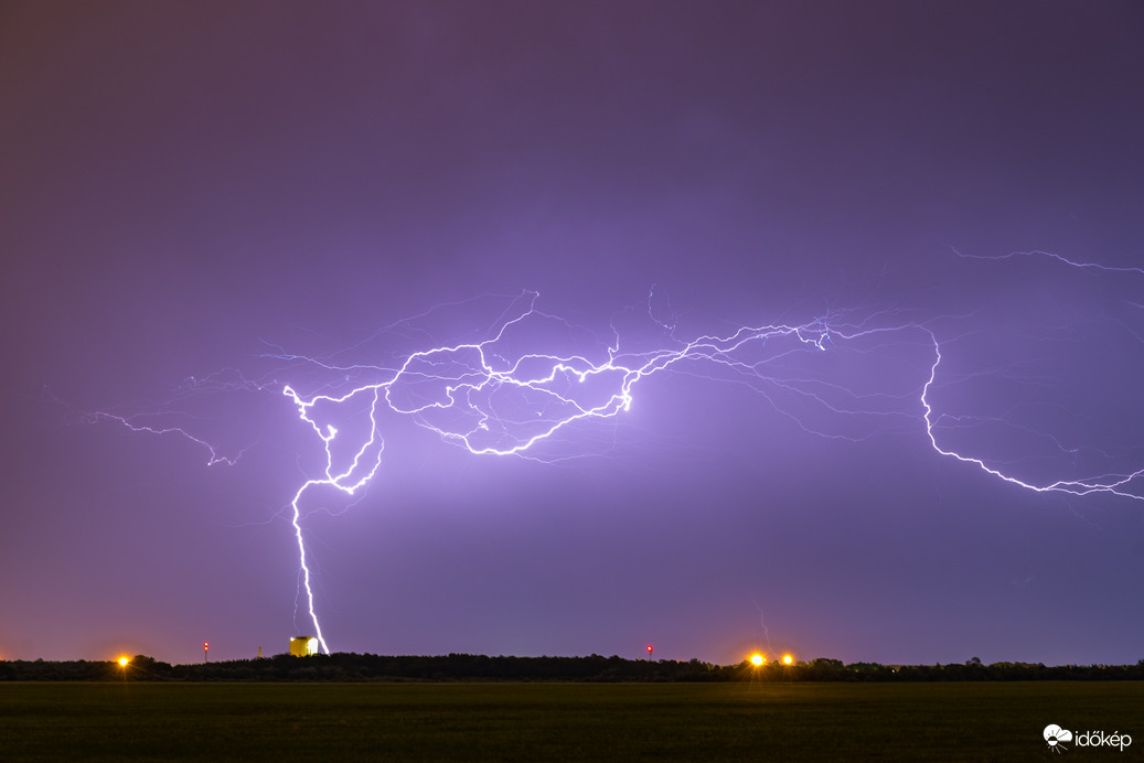 Szépen alakult a villámshow!