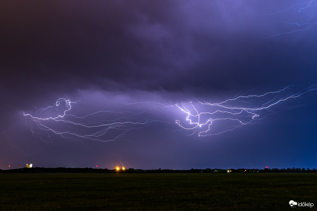 Gyönyörű villámpáros 