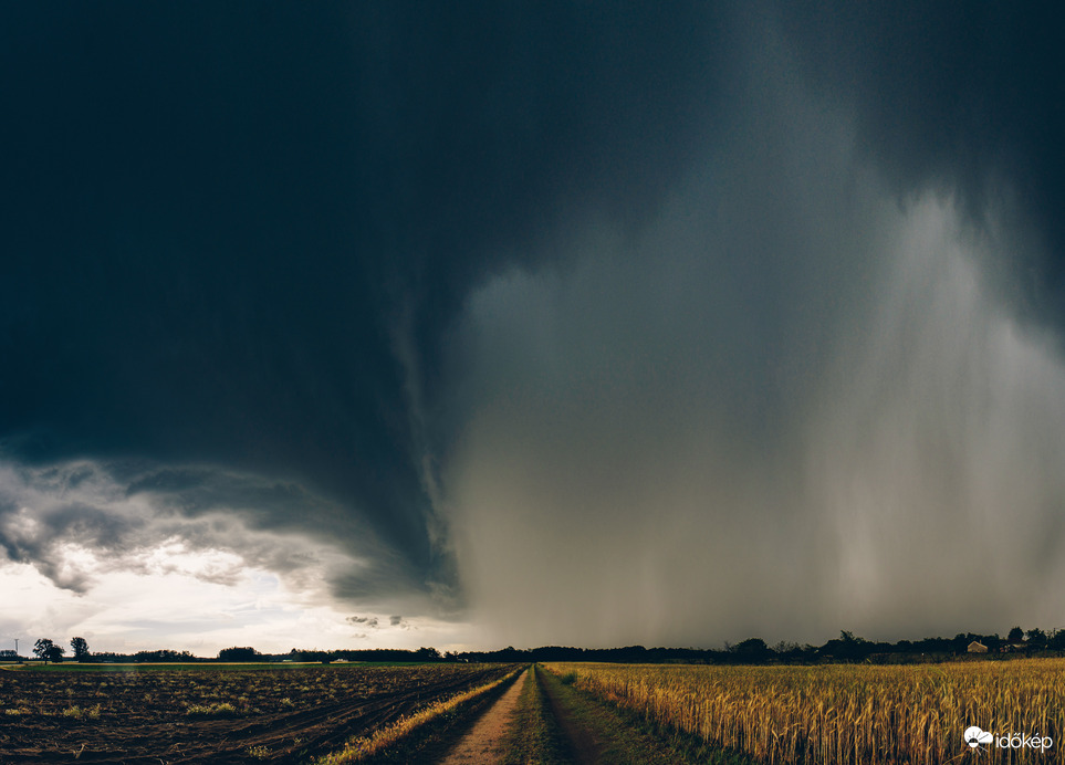 Gigaeső közeledik!   