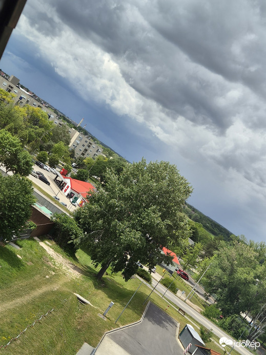 Oroszlány