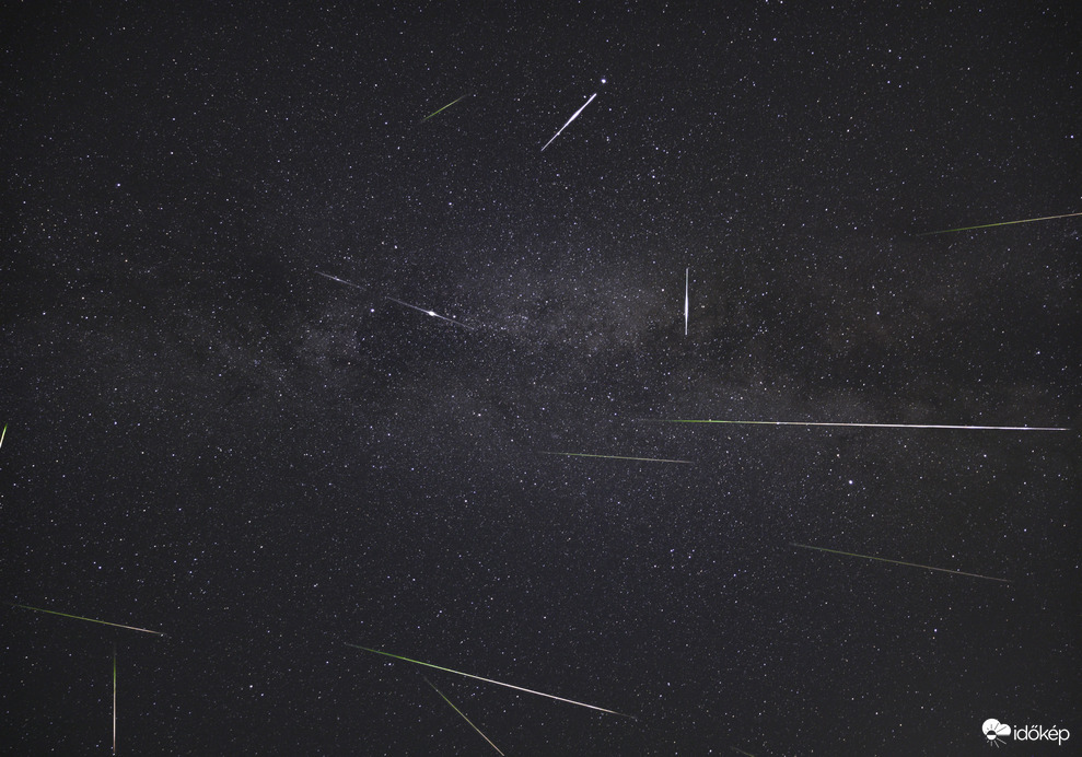 Perseidák maximuma