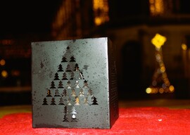 Fények minimál a ködben