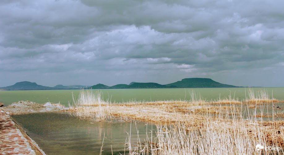 Gyülekeznek a viharfelhők
