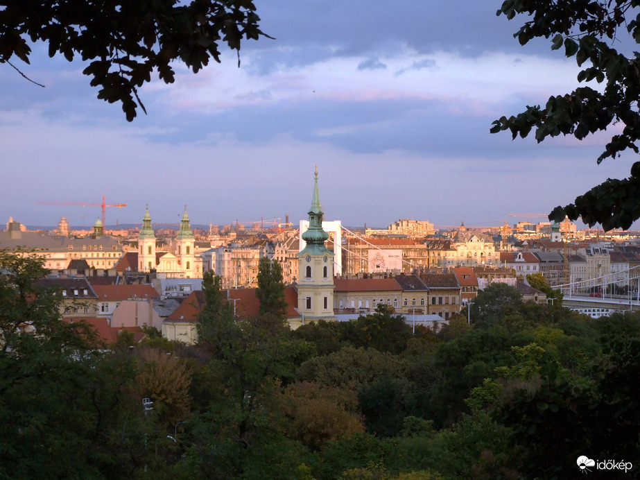 Délutáni felhők