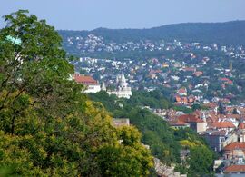 A Halászbástya látványa a Gellért-hegyről