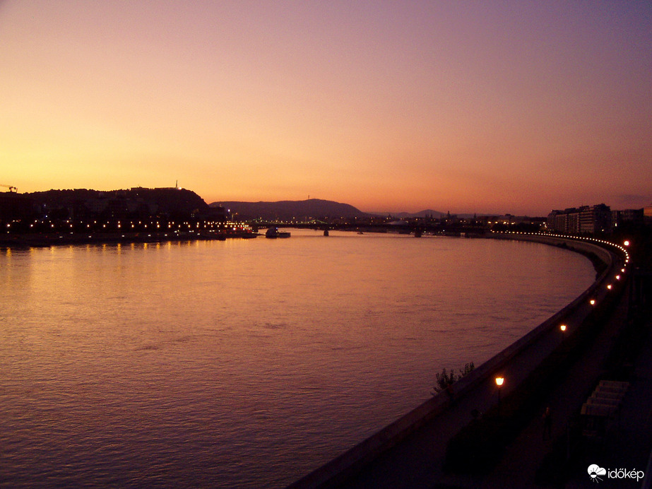 Budapesti alkonyat