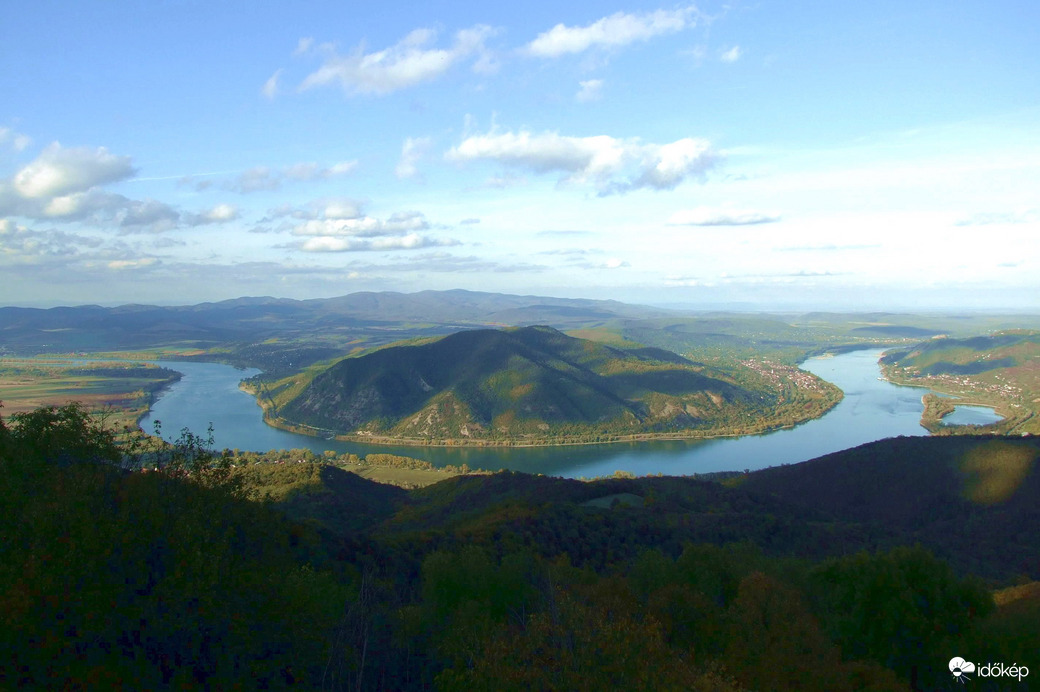 Ahol a Duna kanyarodik :) 