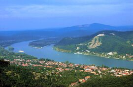 A Julianus-barát kilátó panorámája 