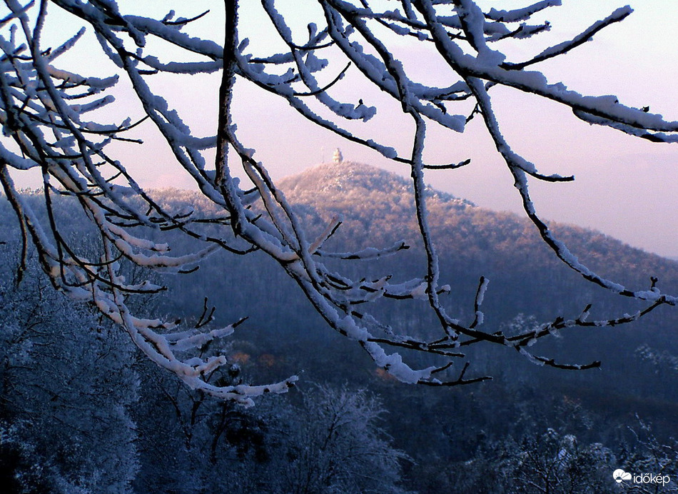 Jeges, zúzmarás reggel 