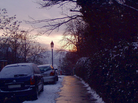 Fagyos, szeles alkonyat 