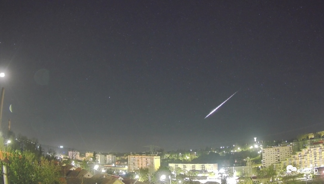 Lyrida tűzgömb húzott el az északi égbolton