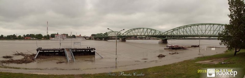 Buzás Csaba panorámaképe Komáromból