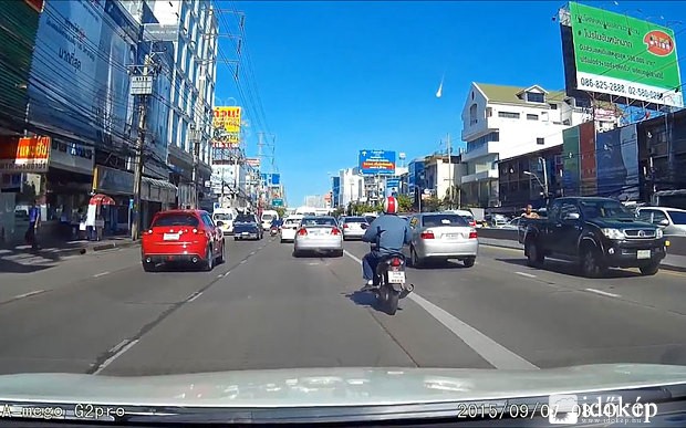 Meteor robbant fel Bangkok fölött hétfőn