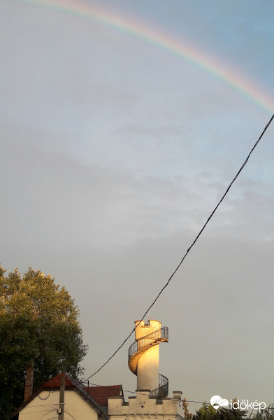 Szivárvány Kőbányán a Csősztorony felett