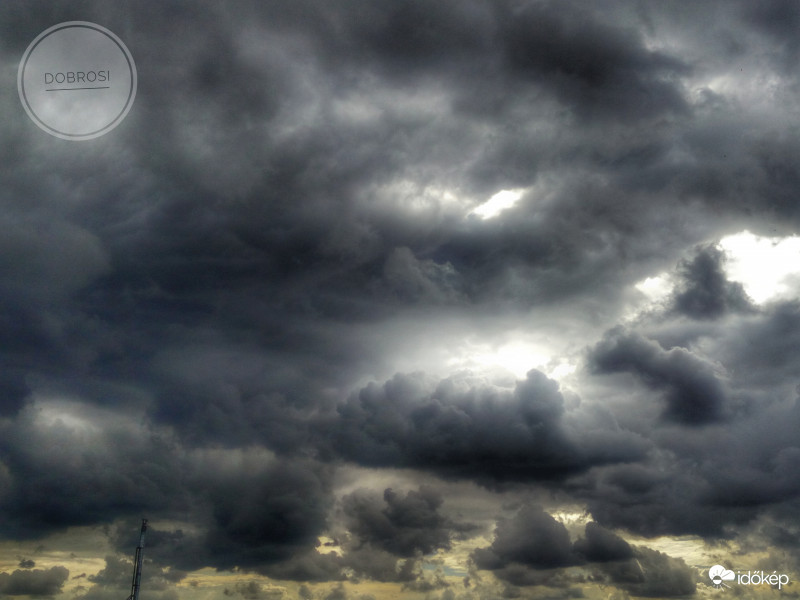 Ebben a percben Szabadhídvég 