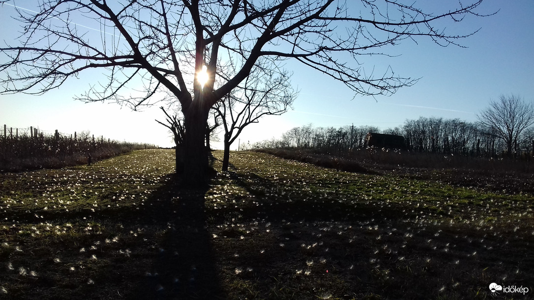 hó helyett "szösz"