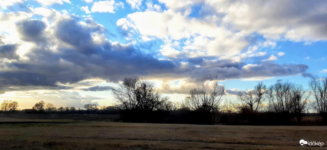 SZÉP NAPLEMENTE..Kiskőrös